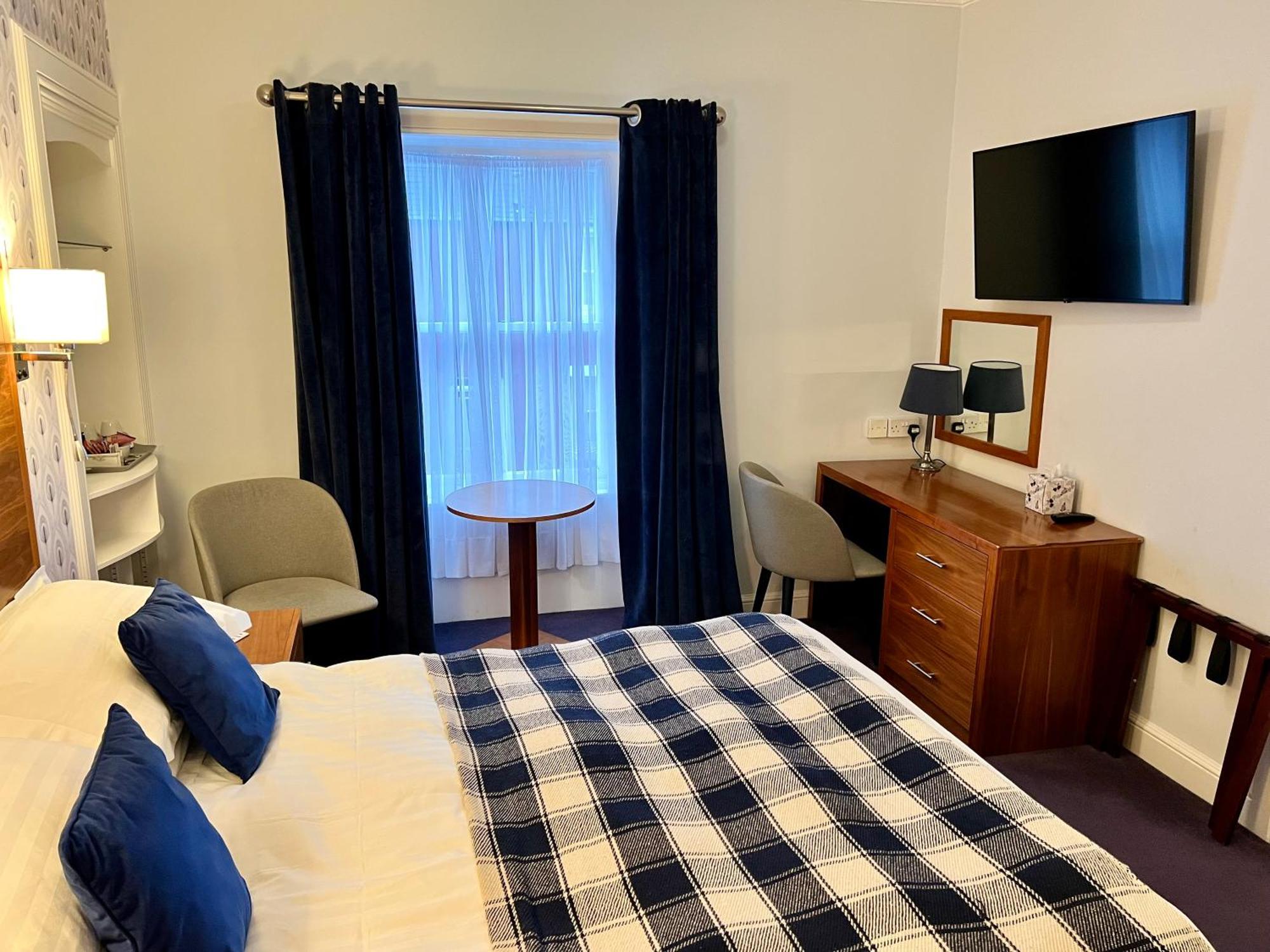 Selkirk Arms Hotel เคิร์กคุดไบรท์ ภายนอก รูปภาพ